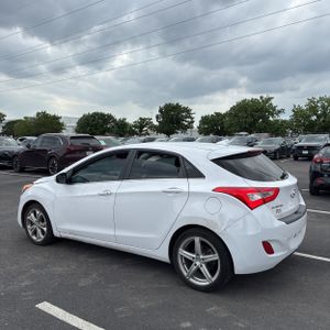 HYUNDAI ELANTRA GT BASE - 5