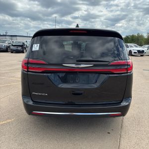 CHRYSLER PACIFICA TOURING L - 7