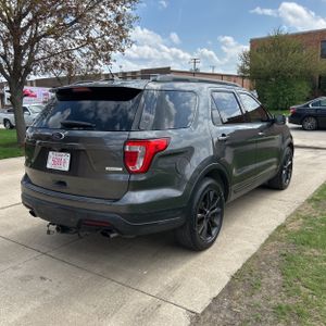 FORD EXPLORER XLT - 8