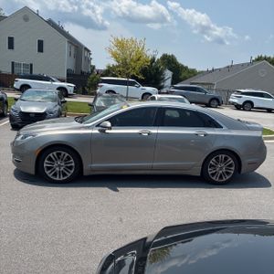 2016 Lincoln MKZ BASE — фото 3