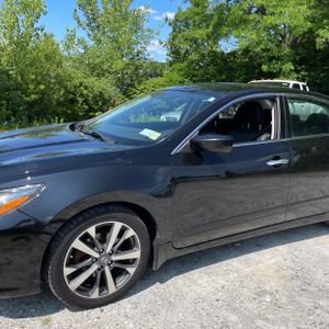 صورة 2 لـ 2016 Nissan ALTIMA 2.5 SR