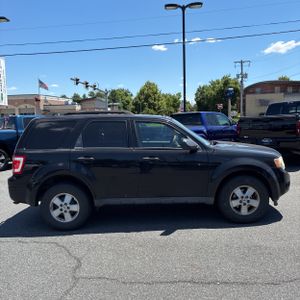 FORD ESCAPE XLT - 10