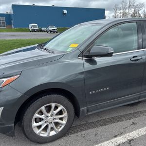 CHEVROLET EQUINOX LT - 2