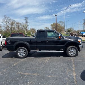 FORD F-250 SUPER DUTY LARIAT - 10