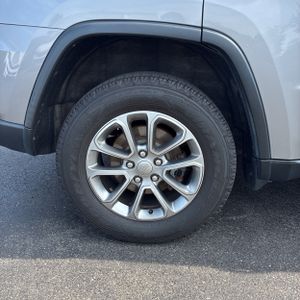 2016 JEEP GRAND CHEROKEE LIMITED — фото 19