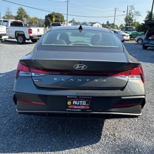 HYUNDAI ELANTRA SE - 7