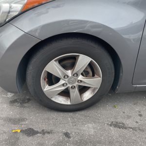 2011 Hyundai ELANTRA GLS 缩略图 17