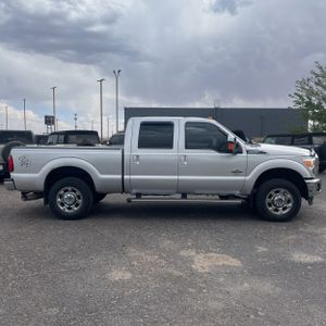 FORD F-250 SUPER DUTY LARIAT - 9