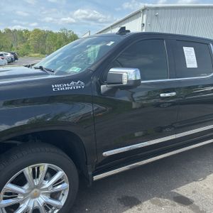 CHEVROLET SILVERADO 1500 HIGH COUNTRY - 2