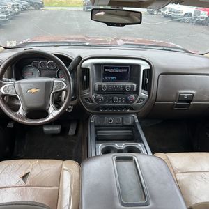 2015 Chevrolet SILVERADO 2500HD LTZ 照片 40