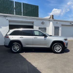 JEEP GRAND CHEROKEE LAREDO - 10