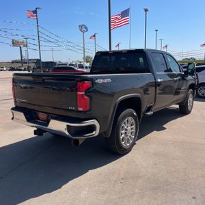 CHEVROLET SILVERADO 2500HD LTZ - 8