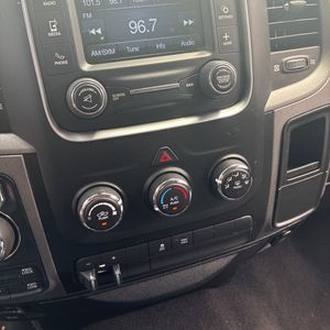 2019 RAM 1500 CLASSIC TRADESMAN — фото 37