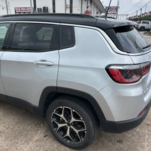 JEEP COMPASS LIMITED 4X4 - 6