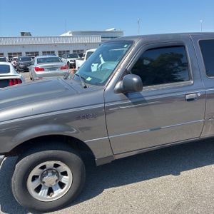 FORD RANGER XLT - 2