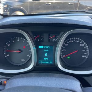 2017 Chevrolet EQUINOX LT — миниатюра 39