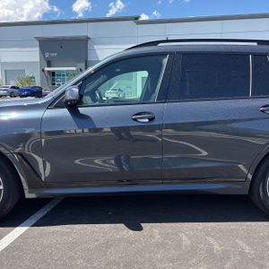 صورة 4 لـ 2019 BMW X7 XDRIVE40I