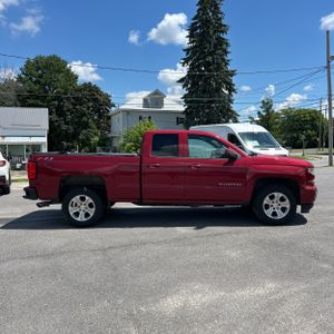 صورة 10 لـ 2018 Chevrolet SILVERADO 1500 LT Z71