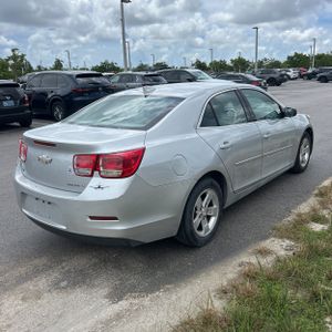صورة 8 لـ 2015 Chevrolet MALIBU LT