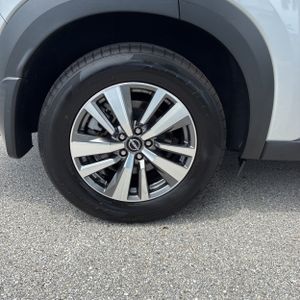 2022 Nissan PATHFINDER SL — фото 18