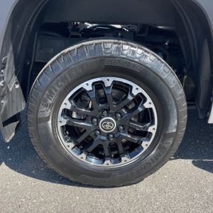 2023 Toyota TUNDRA SR5 — миниатюра 19