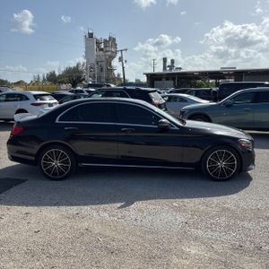 صورة 9 لـ 2021 Mercedes-BENZ C-CLASS