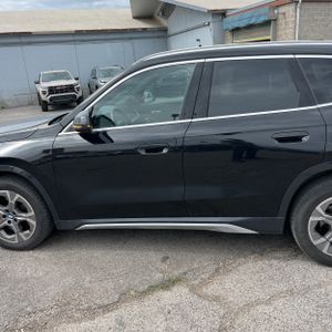 2025 BMW X1 XDRIVE28I 照片 4