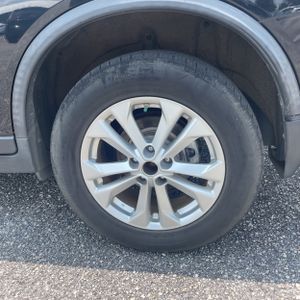 2016 Nissan ROGUE SV — миниатюра 18