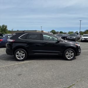 FORD EDGE SEL - 10