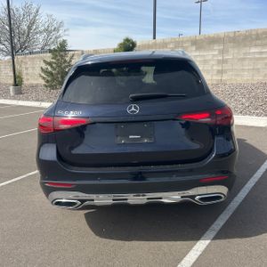 MERCEDES-BENZ GLC - 7