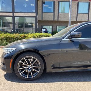 BMW 3 SERIES 330I - 2