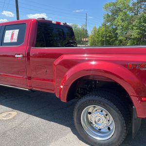 FORD F450SD LIMITED CREW CAB 4WD - 6