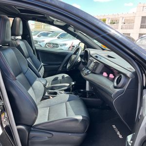 2018 Toyota RAV4 SE — фото 33