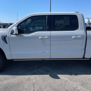 FORD F-150 LARIAT - 4