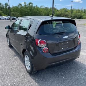 2013 Chevrolet SONIC LT AUTO — фото 5