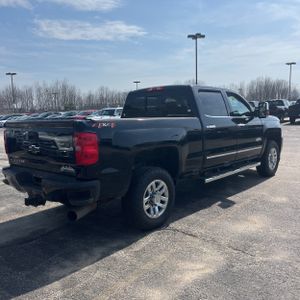 CHEVROLET SILVERADO 3500HD HIGH COUNTRY - 8