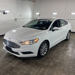 FORD FUSION SE - 1