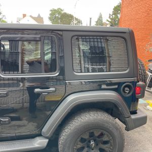صورة 6 لـ 2021 JEEP WRANGLER UNLIMITED SPORT S