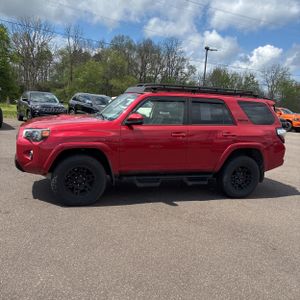 TOYOTA 4RUNNER - 3