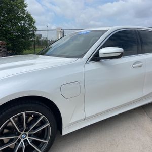 BMW 330E XDRIVE - 2