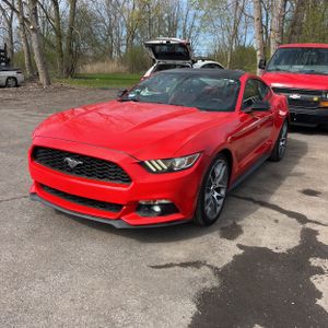 FORD MUSTANG ECOBOOST PREMIUM - 1