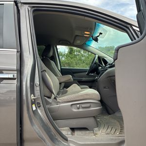 صورة 35 لـ 2015 Honda ODYSSEY EX