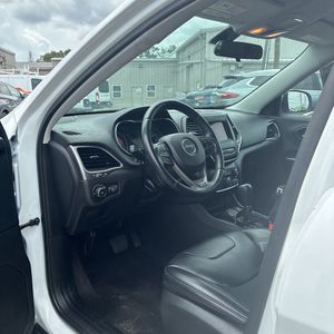 صورة مصغرة 32 لـ 2019 JEEP CHEROKEE LATITUDE PLUS