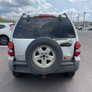 JEEP LIBERTY SPORT - 4