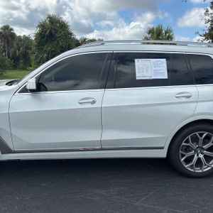 صورة 4 لـ 2020 BMW X7 XDRIVE40I