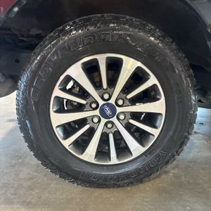 2016 FORD EXPEDITION XLT — фото 19