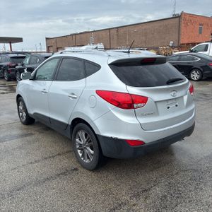 HYUNDAI TUCSON - 5