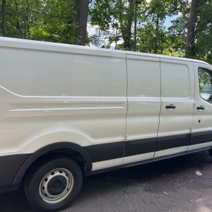 FORD TRANSIT 150 - 9
