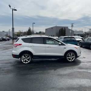 FORD ESCAPE TITANIUM - 10