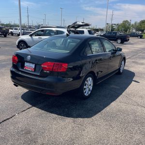 VOLKSWAGEN JETTA SE - 8